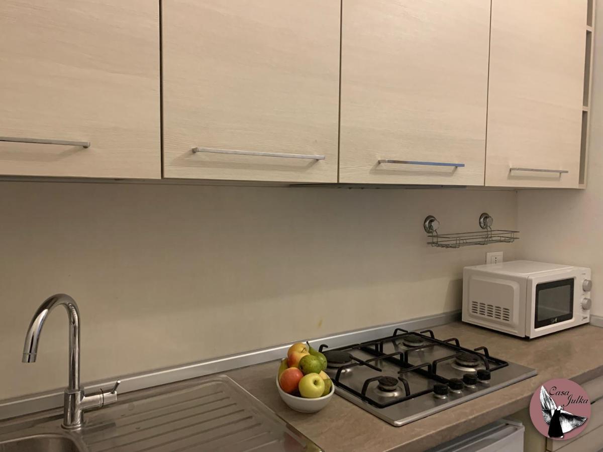 Casa Julka Apartment Ливорно Екстериор снимка