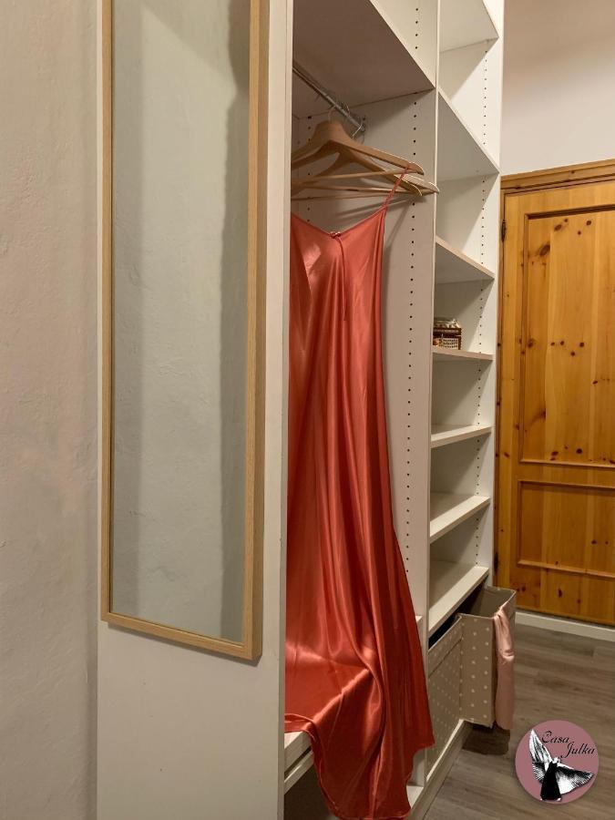 Casa Julka Apartment Ливорно Екстериор снимка