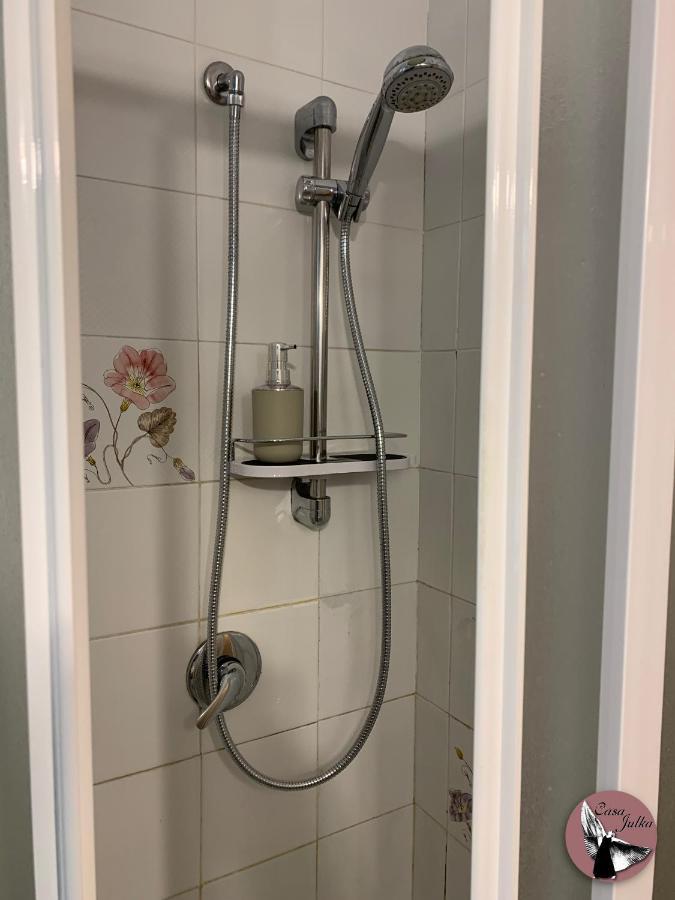 Casa Julka Apartment Ливорно Екстериор снимка