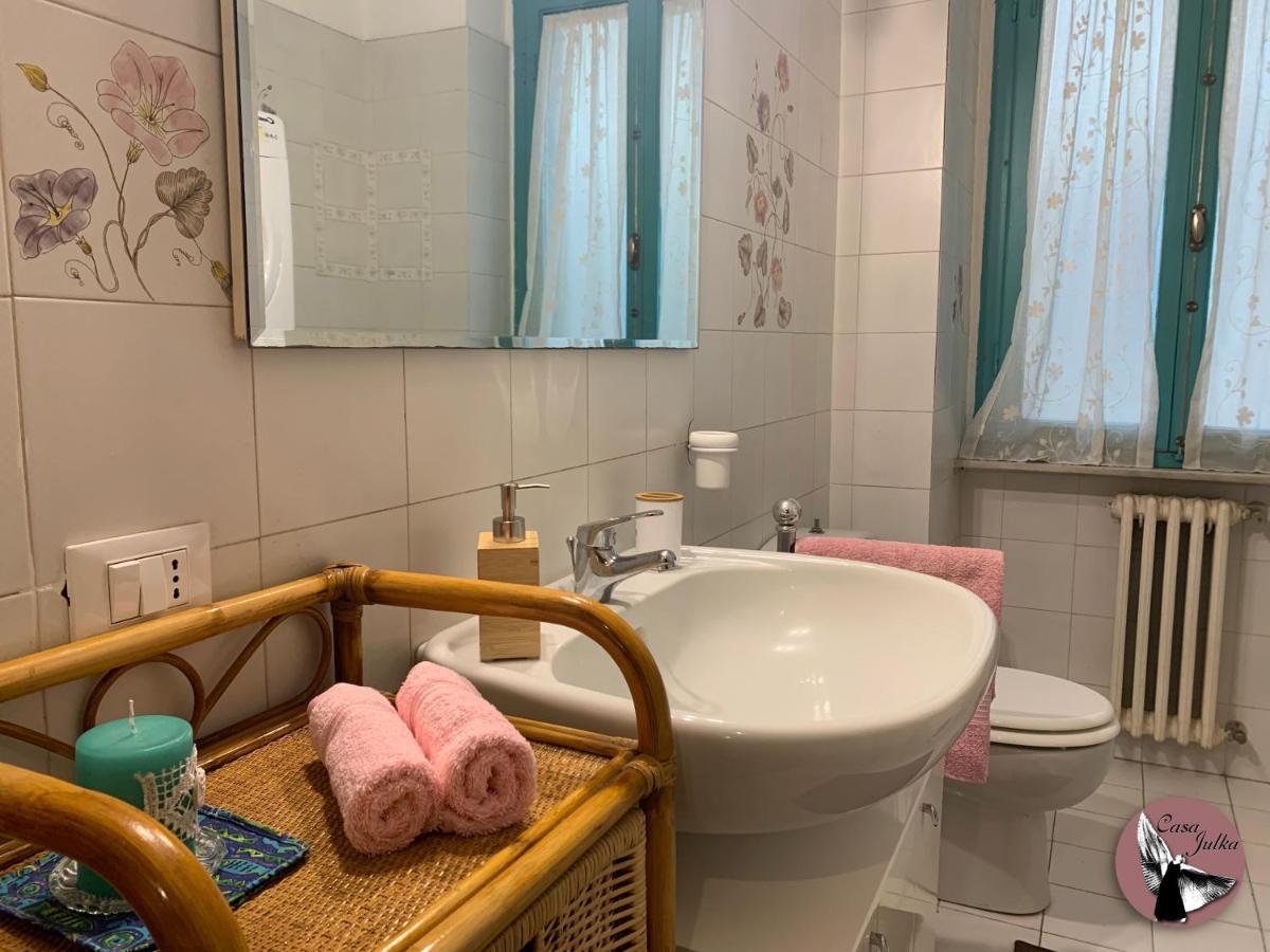 Casa Julka Apartment Ливорно Екстериор снимка